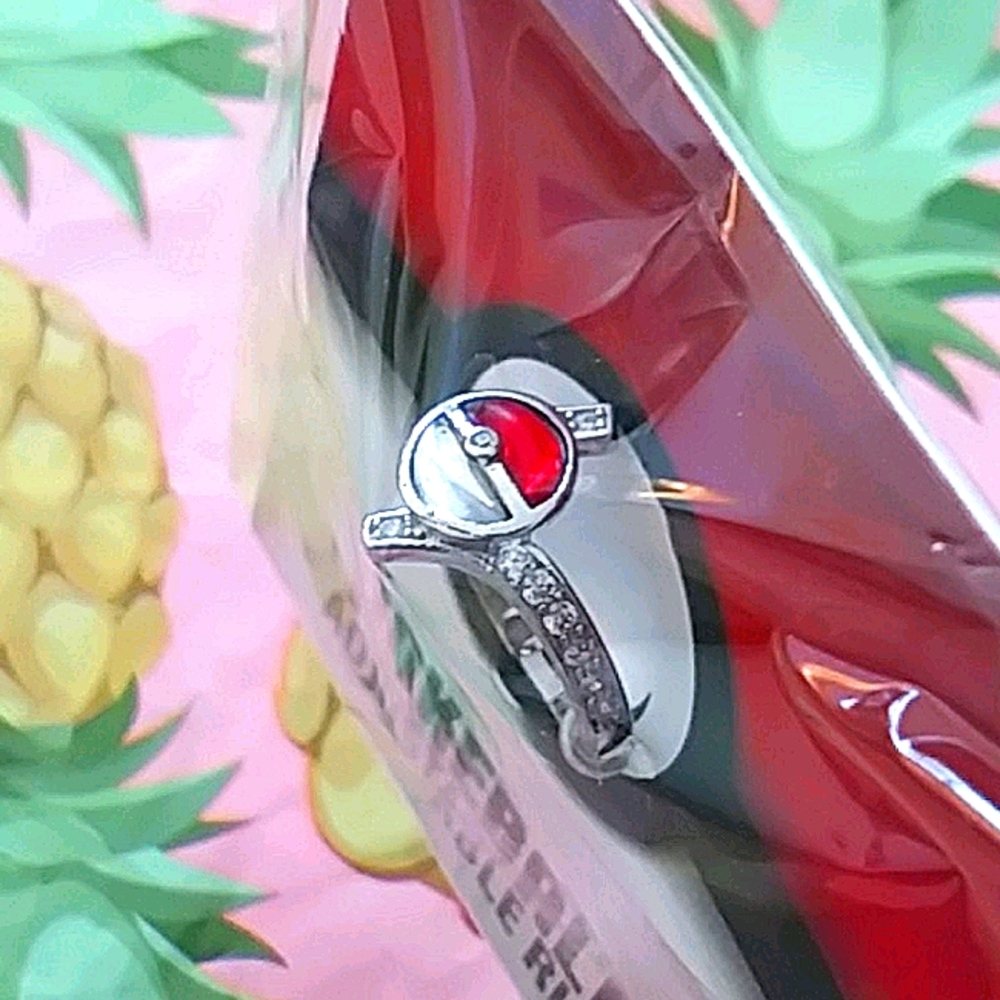 Pokeball Adjustable ring! 💍 - Picture 4 of 6